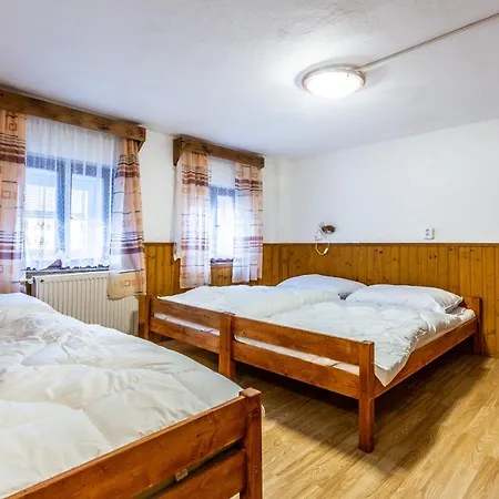 Horska Bouda Subisak Tatil Evi Loučná pod Klínovcem